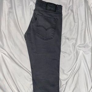 Men’s black Levi jeans